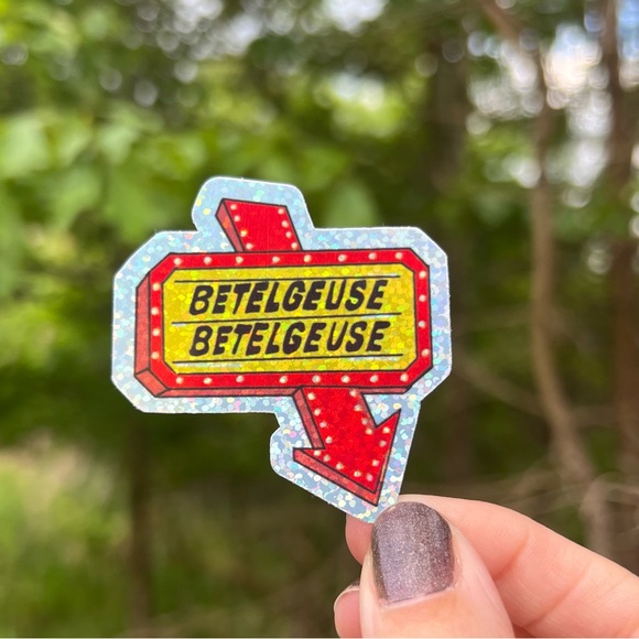 💚🖤 Beetlejuice sticker set of 5 spooky  holographic / glitter 🎃✨🖤👻 - Picture 6 of 11